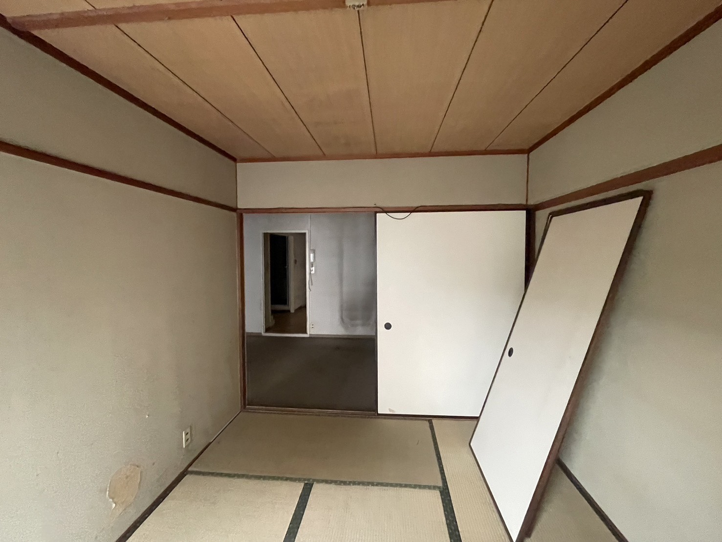 明石市のマンションリノベーション事例(ビフォー)|改修前の和室|TEAM-R