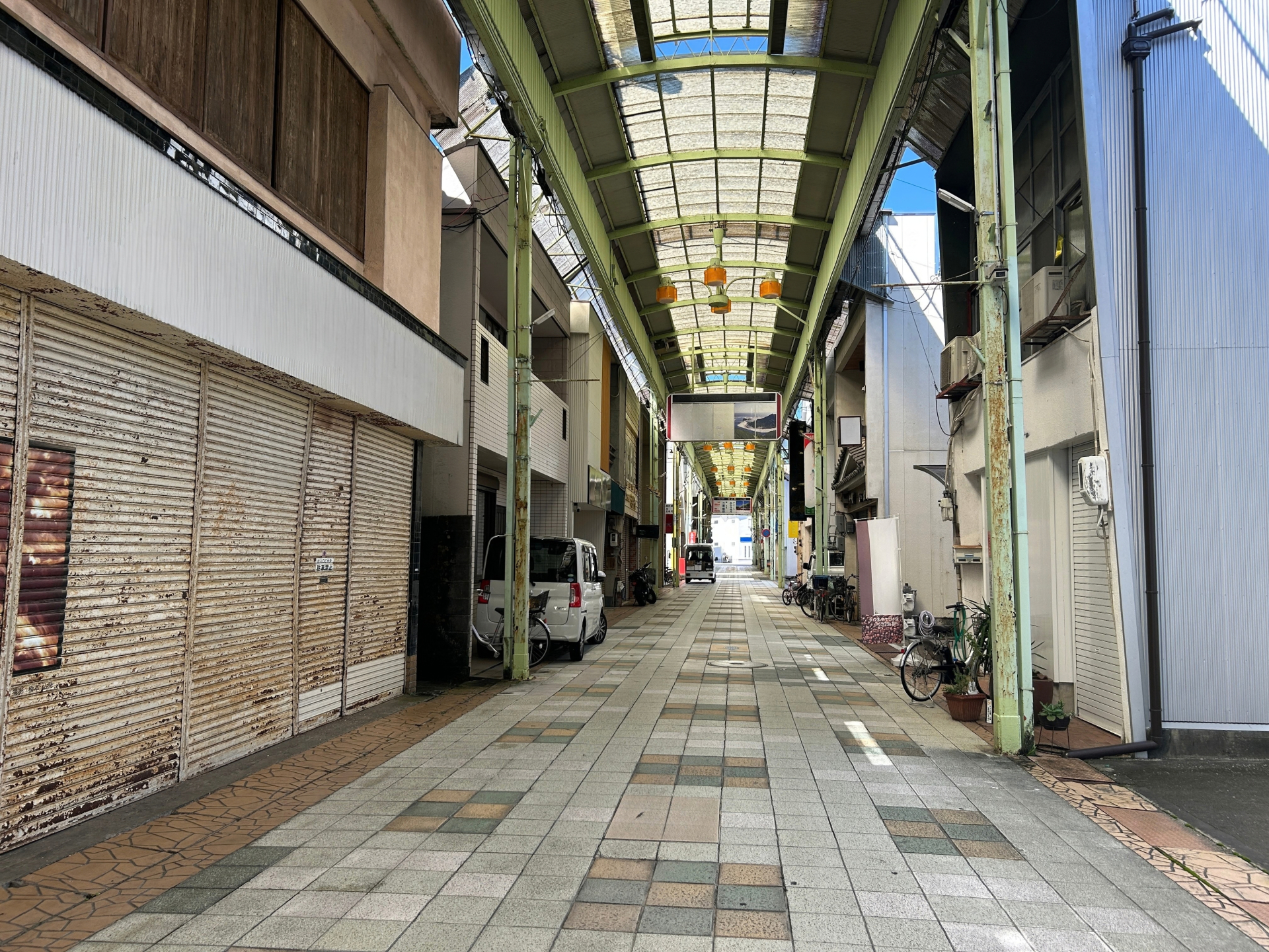 シャッター商店街の画像